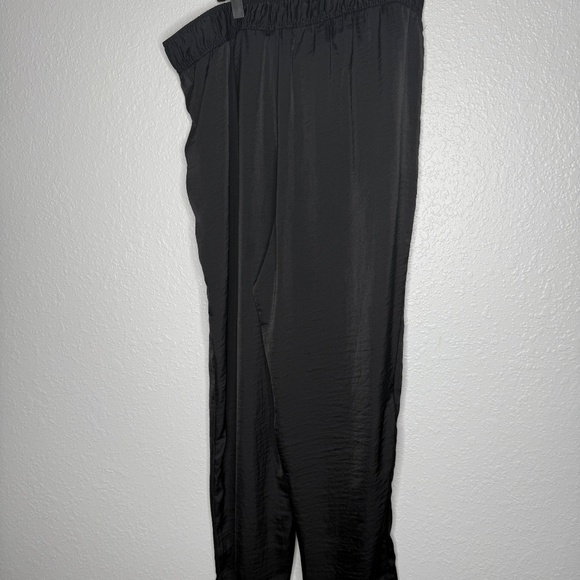 H & M  Black drawstrings casual pants with pockets - Picture 7 of 9